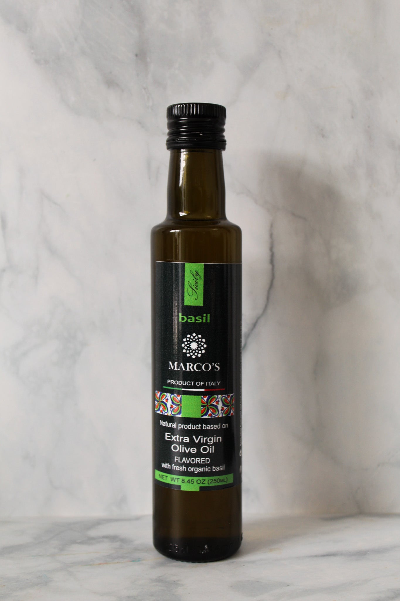 Extra Virgin Olive Oil with Basil flavor